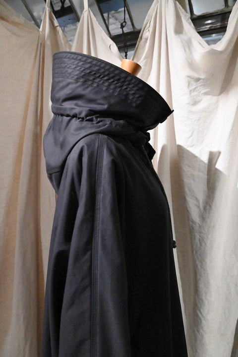 No.09/ suburb : 郊外 フーデッドコート(black)