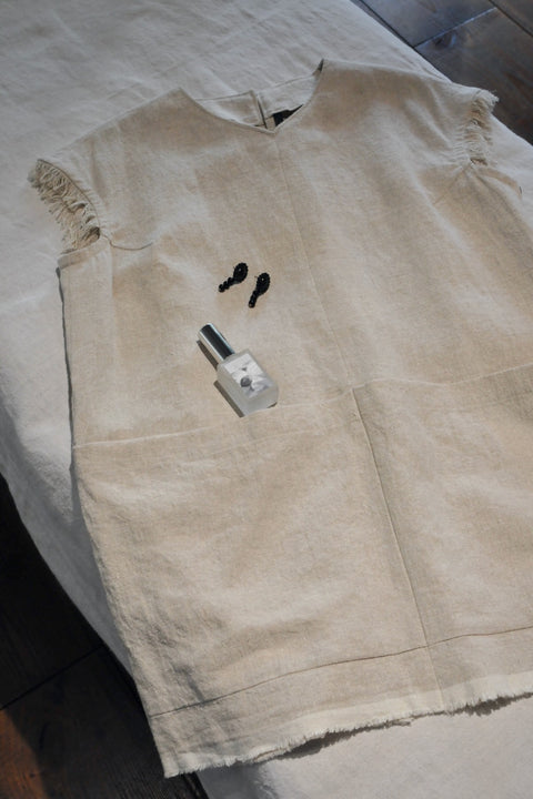 Natural linen silk ノースリーブブラウス