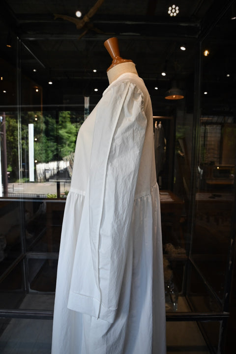 No.07/ landscape : 風景 パフスリーブロングワンピース(off white)