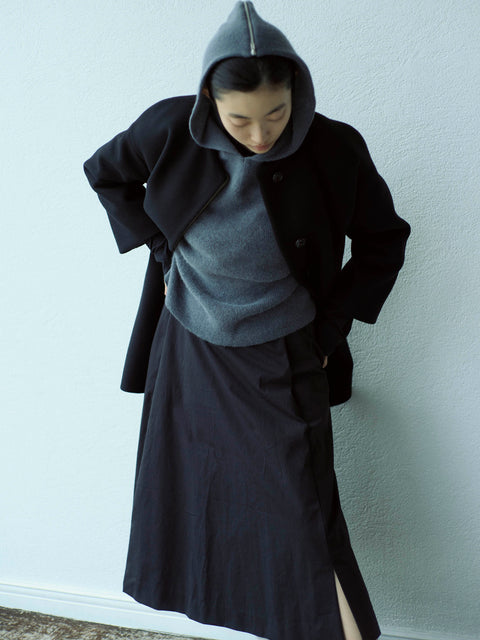 No.08/ capture the light : 光を捉える スリットスカート(black)