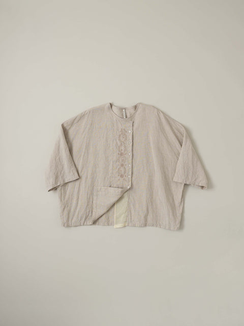 No.11 平らな枯れ草の上 リーフ刺繍ワイドブラウス