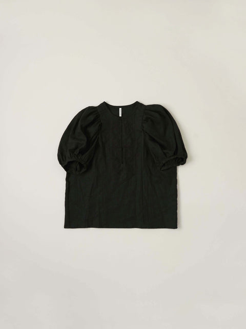 No.13 光は淡く白く痛い ツーリーフパフブラウス（black）