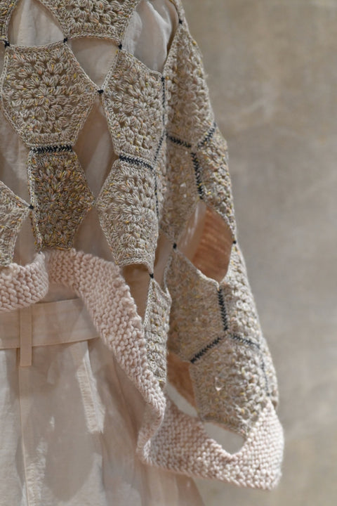 No.06/ serenity : 静謐 ダーツドレス（off white）