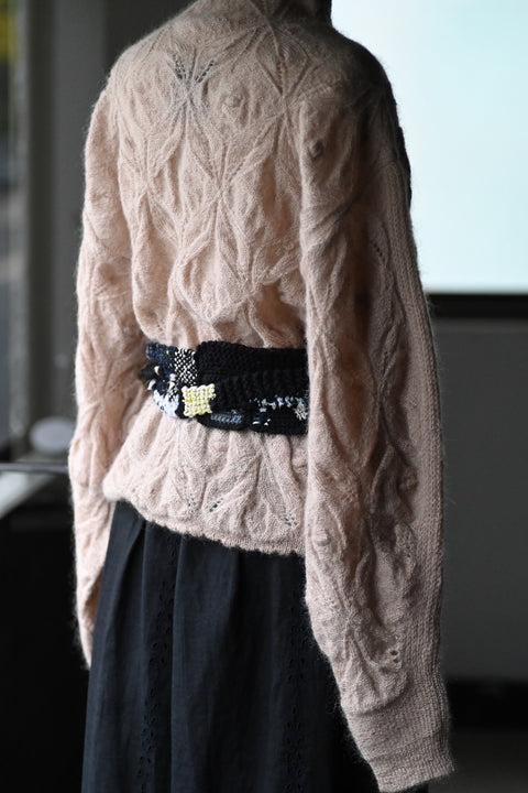 葉：leaf モヘアニットハイネックセーター（nude pink）