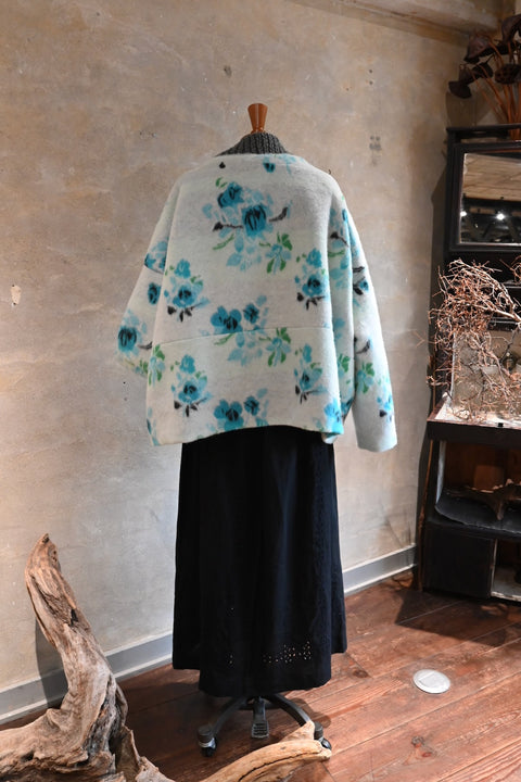 【直営店オリジナル】Wool flower Jacquard ショートコート（pale×blue）