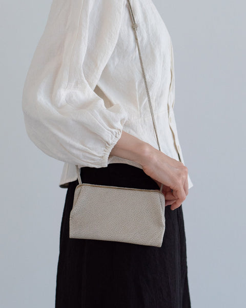 【ヌ｜オーダー制】フレームポシェット（bianco）