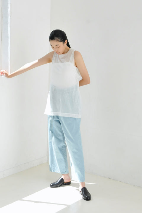 No.7/ Where the fog clears Back open sleeveless (foggy white)