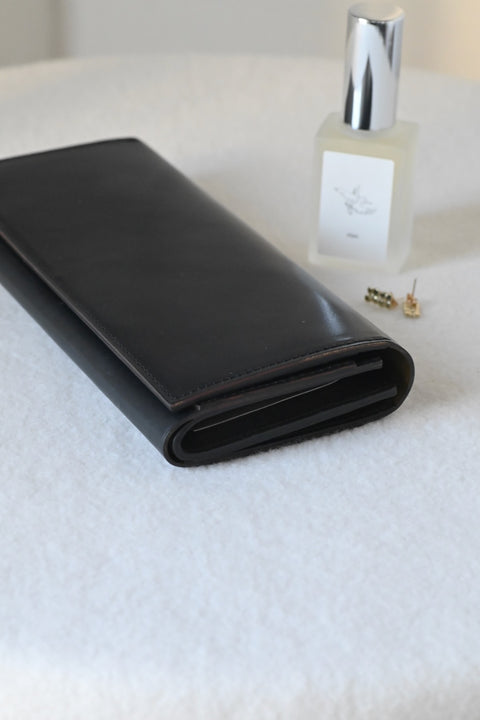 【ヌ｜オーダー制】フレーム財布：長 /二つ折り（black）