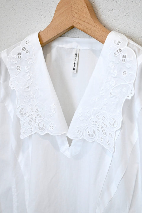 No.5 Simple longing 刺繍襟プルブラウス（off white）