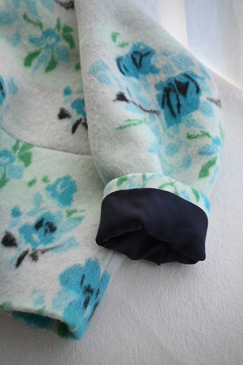 【直営店オリジナル】Wool flower Jacquard ショートコート（pale×blue）