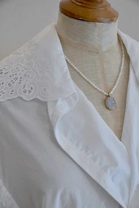 【yuno】Ceramic Cameo Necklace Pomeranian