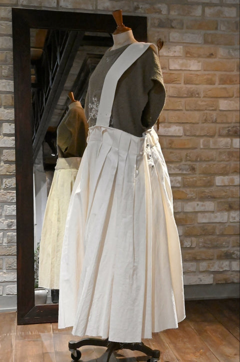 Cotton linen ショルダープリーツスカート（off white）