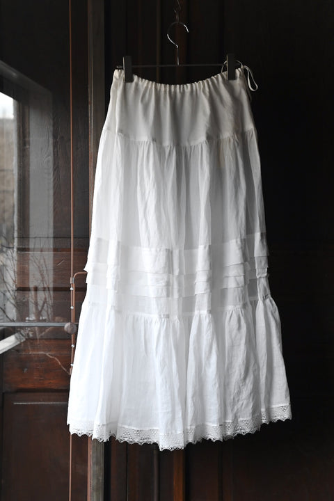 No.6 寂静 ギャザーレーススカート（white）