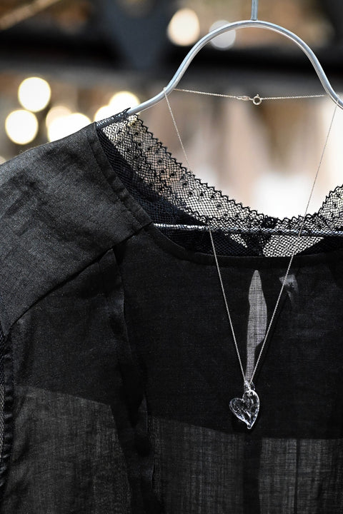 No.6 寂静 スリーブレスレースブラウス（black）