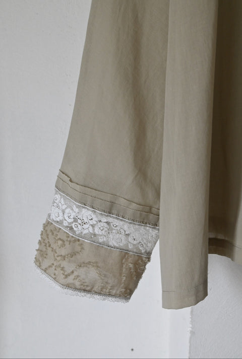 花びら：petal ワイドブラウス（sand khaki）