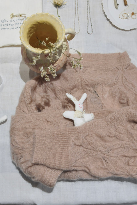 No.07/ Leaf: Mohair knit high neck sweater (nude pink)